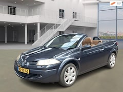Renault Mégane coupé cabriolet - 1.6-16V Tech Line PSENSOR LEDER CRUISE 2 X SLEUTELS
