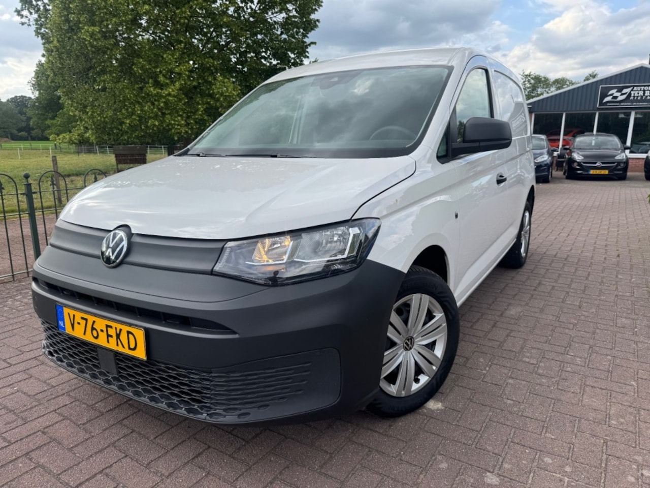 Volkswagen Caddy - 2.0 TDI Comfort*Org NL*Apple carplay*cruise*airco - AutoWereld.nl