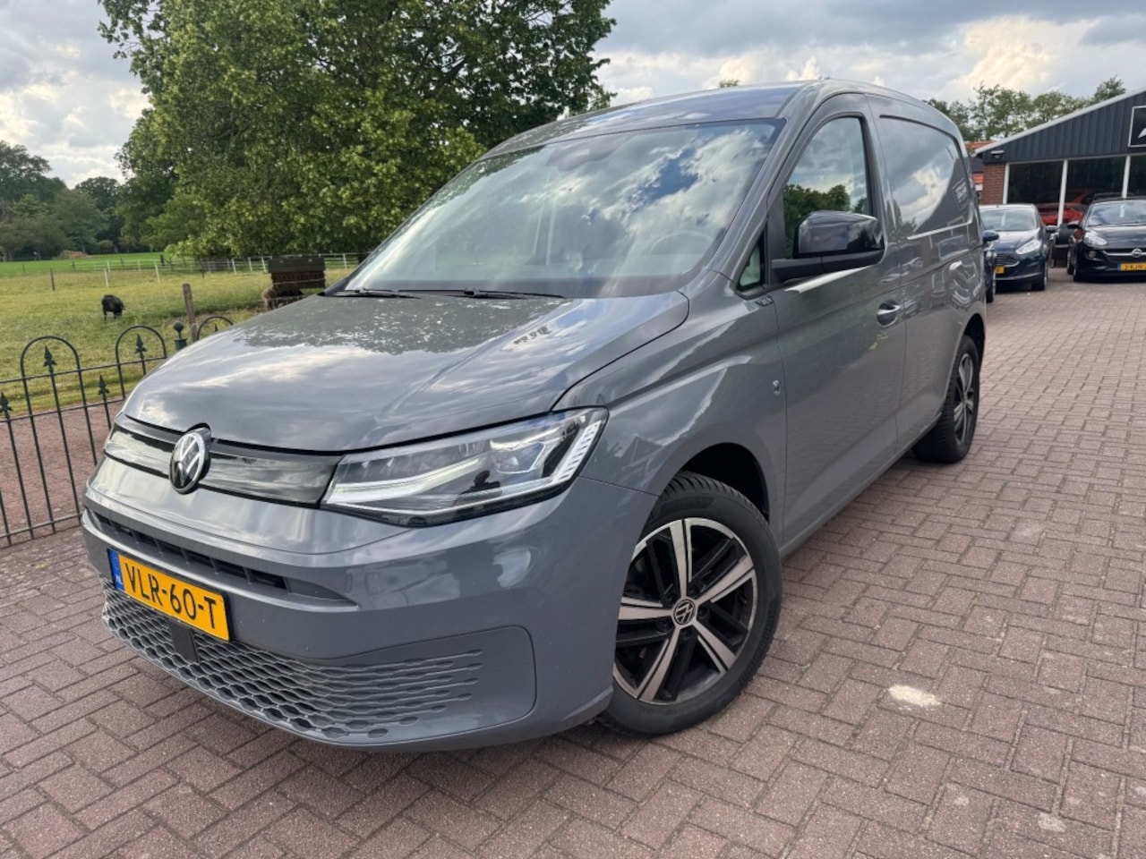 Volkswagen Caddy - 2.0 TDI 1st Edition*1ste Eigenaar*Acc*DSG - AutoWereld.nl
