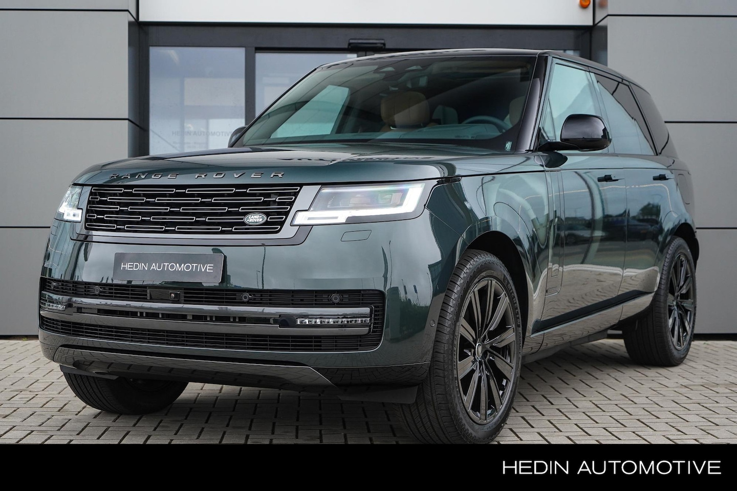 Land Rover Range Rover - P460e Autobiography PHEV | Rear Seat Entertainment | 22" Gloss Black | Coolbox | - AutoWereld.nl