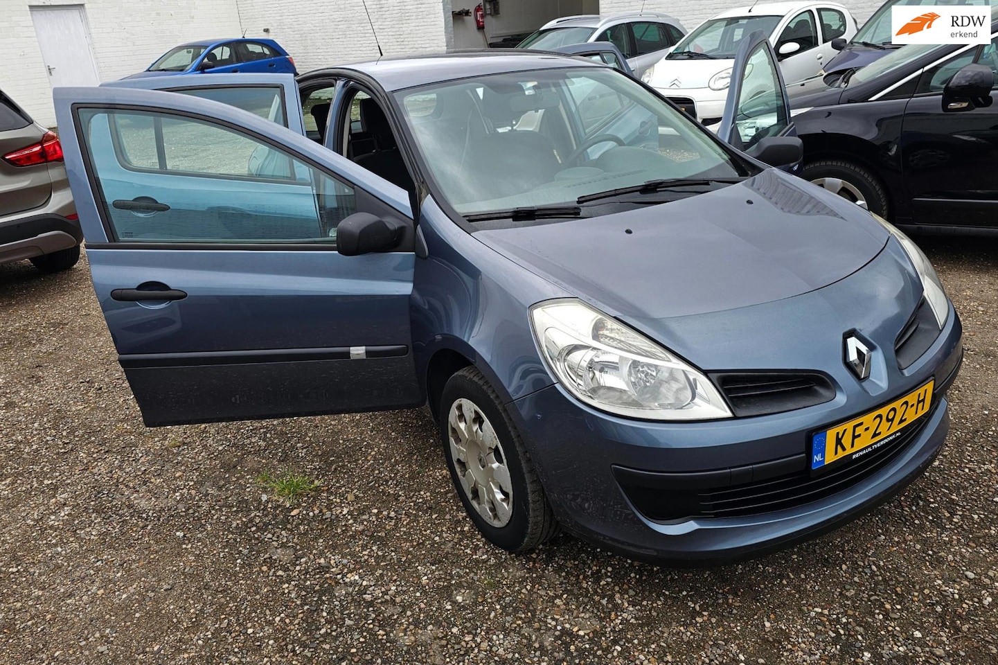 Renault Clio - 1.2-16V Authentique 5 DRS AIRCO RIJKLAAR - AutoWereld.nl