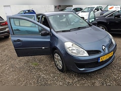 Renault Clio - 1.2-16V Authentique 5 DRS AIRCO RIJKLAAR