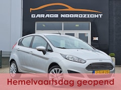 Ford Fiesta - 1.0 Style NAVIGATIE|AIRCO|USB&AUX|ELEKTRISCHE PAKKET|DEALER ONDERHOUDEN Maandag tot Vrijda