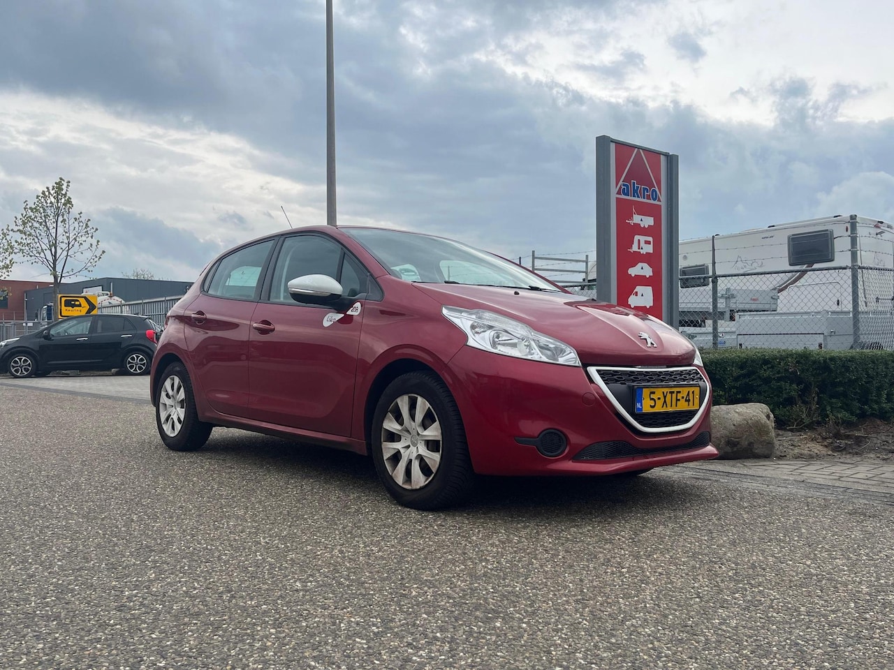 Peugeot 208 - 1.0 VTi LIKE | Cruise control | Airco | Bluetooth - AutoWereld.nl
