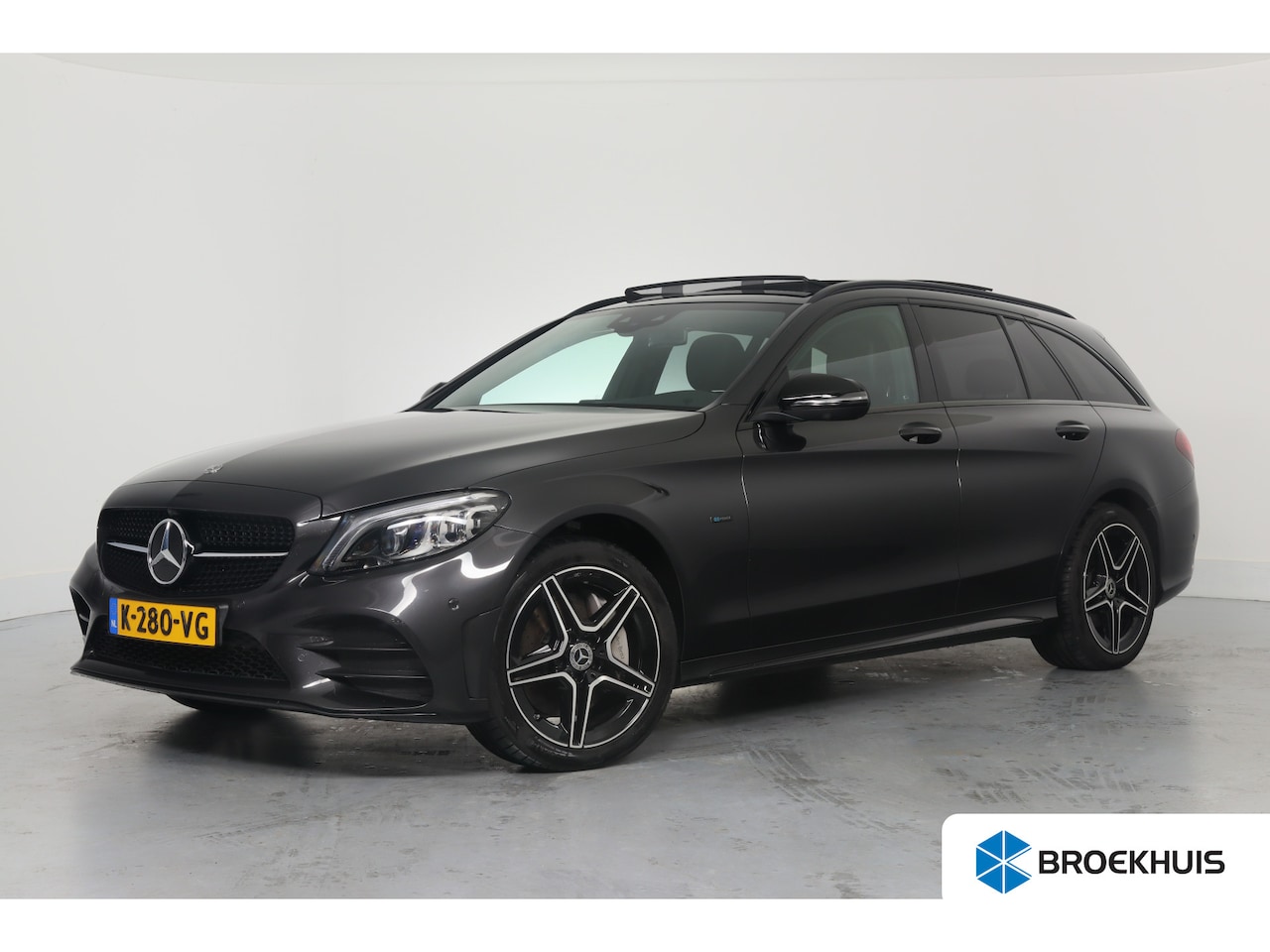 Mercedes-Benz C-klasse Estate - 300 e Business Solution AMG Limited | 360 Camera | Panoramadak | Trekhaak | Alcantara | El - AutoWereld.nl