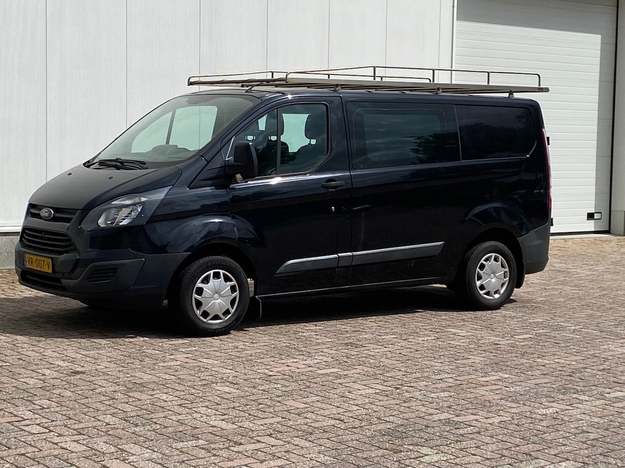 Ford Transit Custom - 270 2.2 TDCI L1H1 Trend DC 270 2.2 TDCI L1H1 Trend DC - AutoWereld.nl