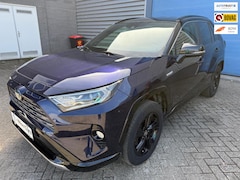Toyota RAV4 - 2.5 Hybrid AWD Style Bi-Tone met Fabrieksgarantie