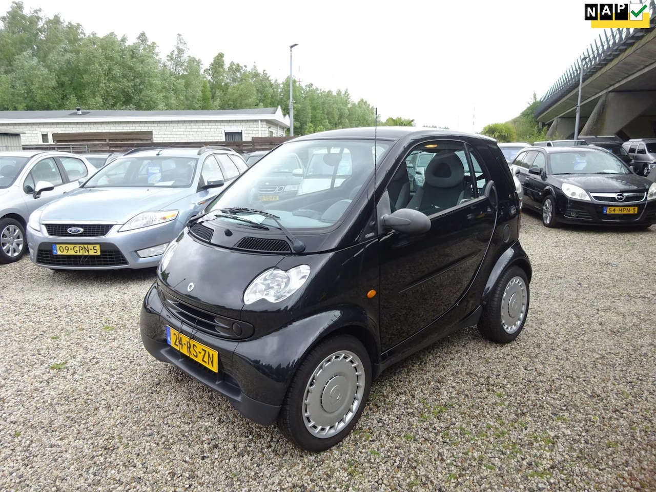 Smart Fortwo coupé - 0.7 pure 0.7 pure, Glazen dak, 1e Eigenaar, Autopas - AutoWereld.nl