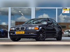 BMW 3-serie - 318i Executive Clima 17"LM velgen