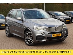 BMW X5 - M50d / Trekhaak / Panormadak / Camera / Head-up / 20'' / Leder / Harman Kardon / Keyless /