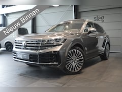 Volkswagen Touareg - 3.0 TSi eHybrid 4MOTION keyless camera pano leer 21 inch