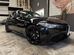 Alfa Romeo Giulia - 2.0T Super. 1e eigenaar, Elec/ memory stoelen, 300pk, carplay, leer, automaat