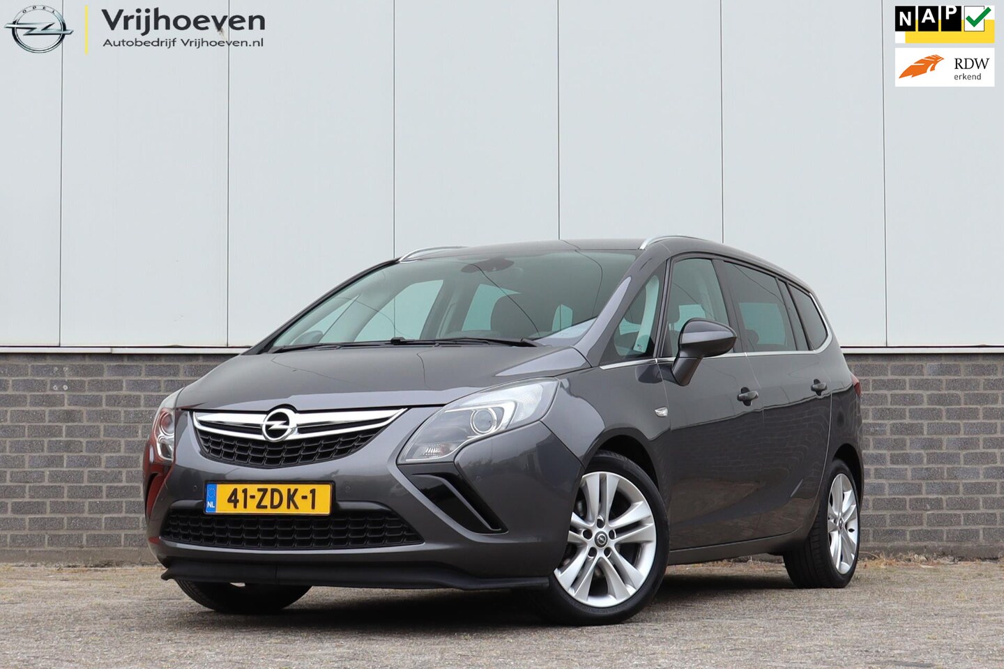 Opel Zafira Tourer - 1.4 T Cosmo Automaat Navi Trekhaak - AutoWereld.nl