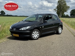 Peugeot 206 - 1.4 X-Design Nette auto
