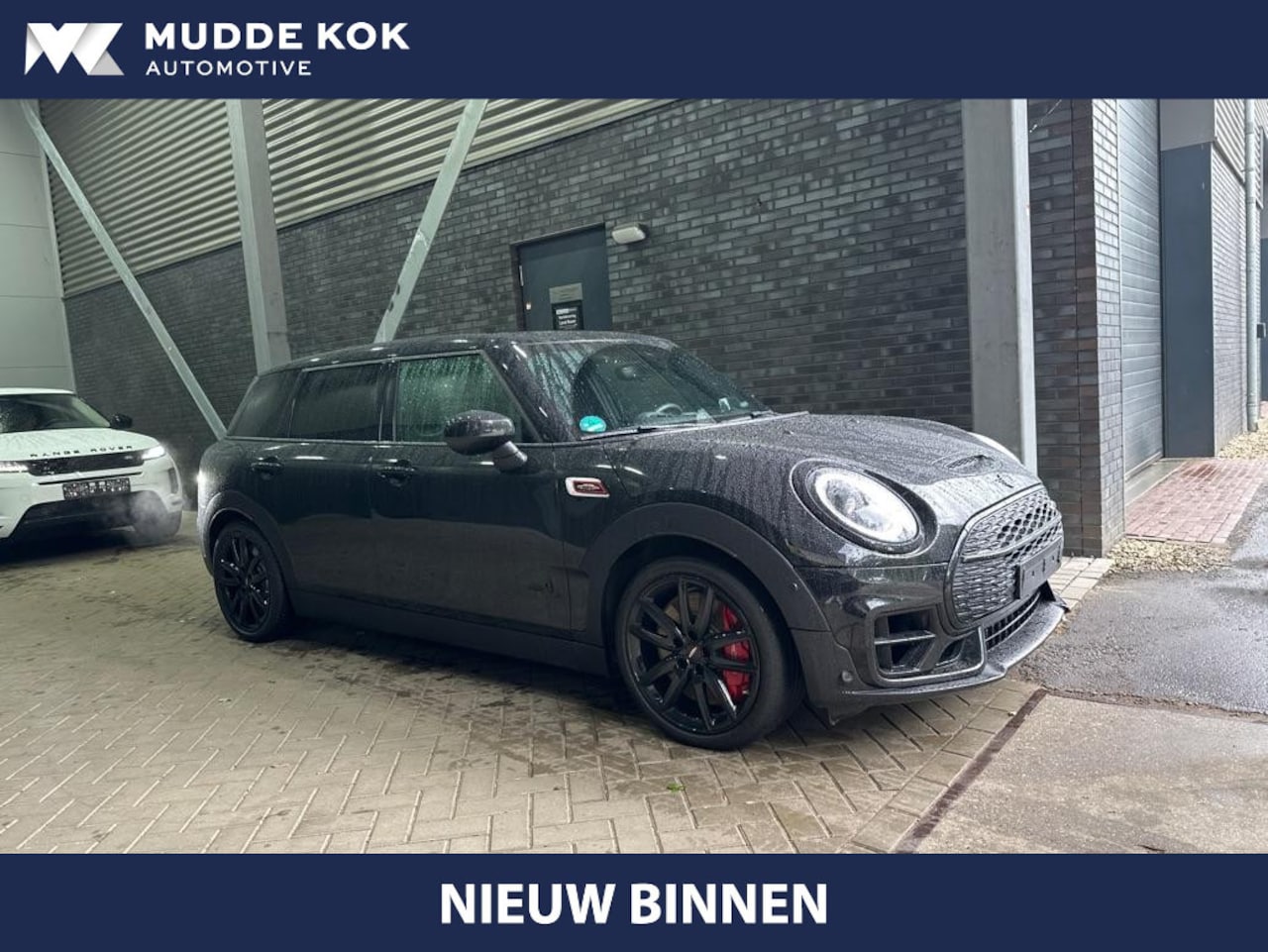 MINI Clubman - 2.0 JCW ALL4 John Cooper Works | 306Pk! | Schuif/kanteldak | ACC | Head-Up | harman/kardon - AutoWereld.nl