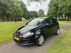 Seat Altea - 1.6 Reference Netjes en goed onderhouden
