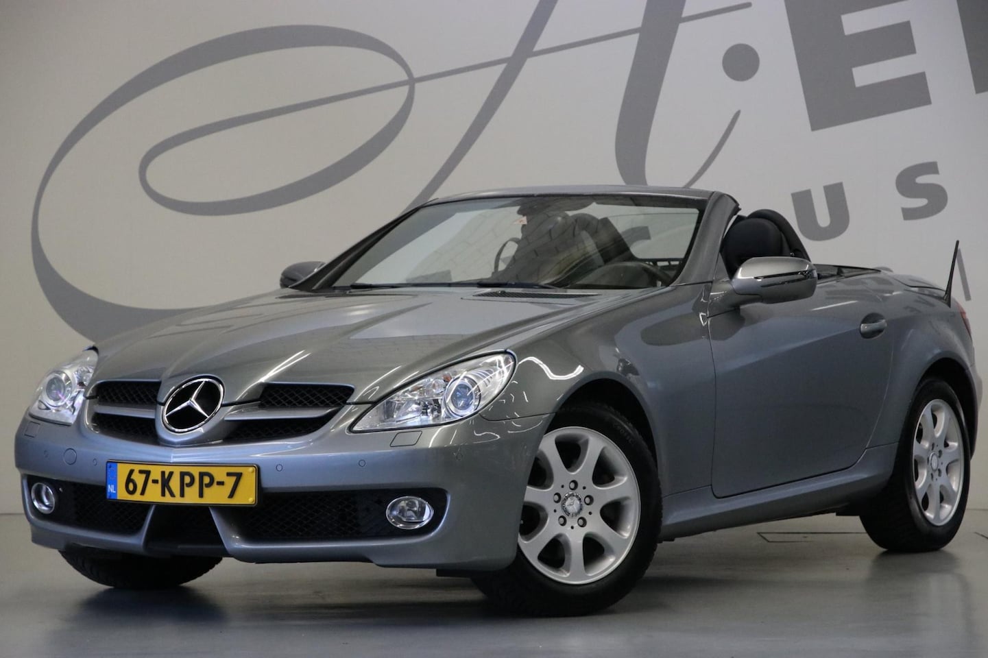 Mercedes-Benz SLK-klasse - 200K. Airscarf/ Stoelverwarming - AutoWereld.nl