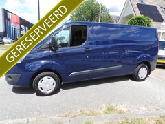 Ford Transit Custom - 290 2.0 TDCI 105pk L2H1 Airco, NaviPdc, Trekhaak 3 persoons