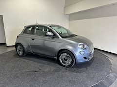 Fiat 500e - 3+1 Icon 42 kWh | Rondom gebruikssporen diverse op voorraad Bel voor info | Soh (batterijc
