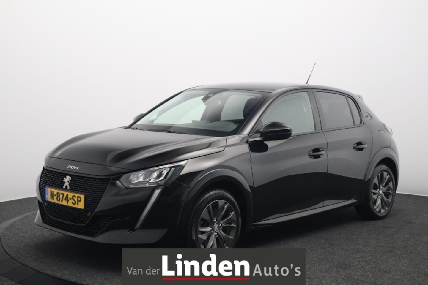 Peugeot e-208 - EV Allure 50 kWh 3-Fase Laden | SOH 92% | Carplay & Android | Parkeersensoren - AutoWereld.nl