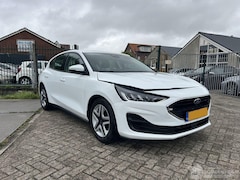 Ford Focus - 1.0 EcoBoost Hybrid Connected |