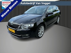 Skoda Octavia Combi - 1.4 TSI Greentech Style Business pano, cruise, trekhaak, navi