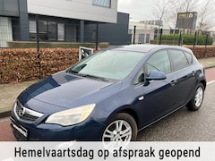 Opel Astra - 1.4 Selection Airco Nieuwe Apk