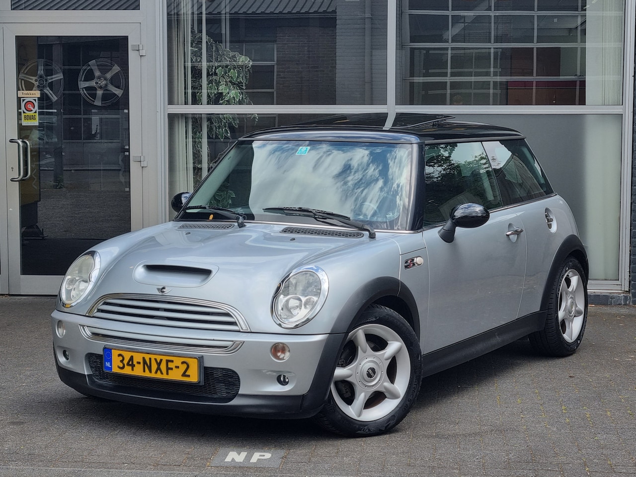 MINI Cooper S - Mini 1.6 PANO / LEDER / STOELVERW. / CLIMA / CRUISE - AutoWereld.nl
