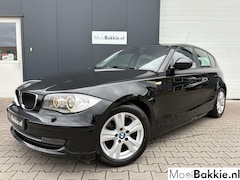 BMW 1-serie - 118i High Exect. Leder / Xenon / NAP / Navigatie