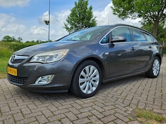 Opel Astra - 1.3 CDTI Ecoflex Start/Stop 95pk Cosmo geluid in versnelingsbak euro 5