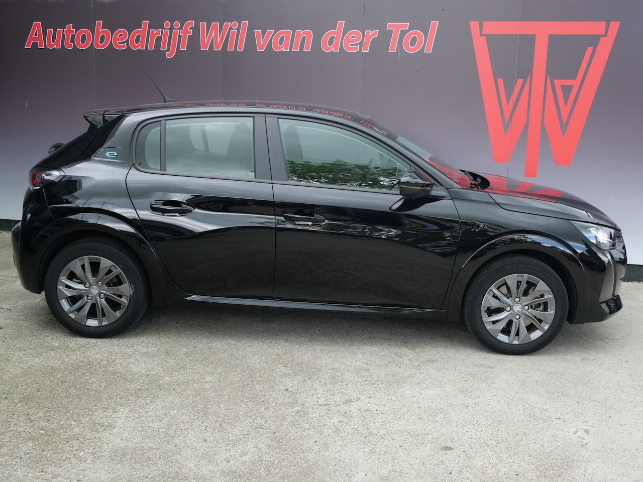 Peugeot e-208 - EV ACTIVE PACK 50 kWh | CARPLAY | LED | CRUISE | 3-FASE | BTW-AUTO!! - AutoWereld.nl