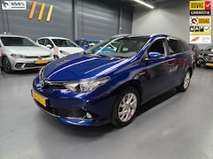 Toyota Auris Touring Sports - 1.8 Hybrid Dynamic Go CAMERA NAVI BLUETOOTH NAP NL AUTO