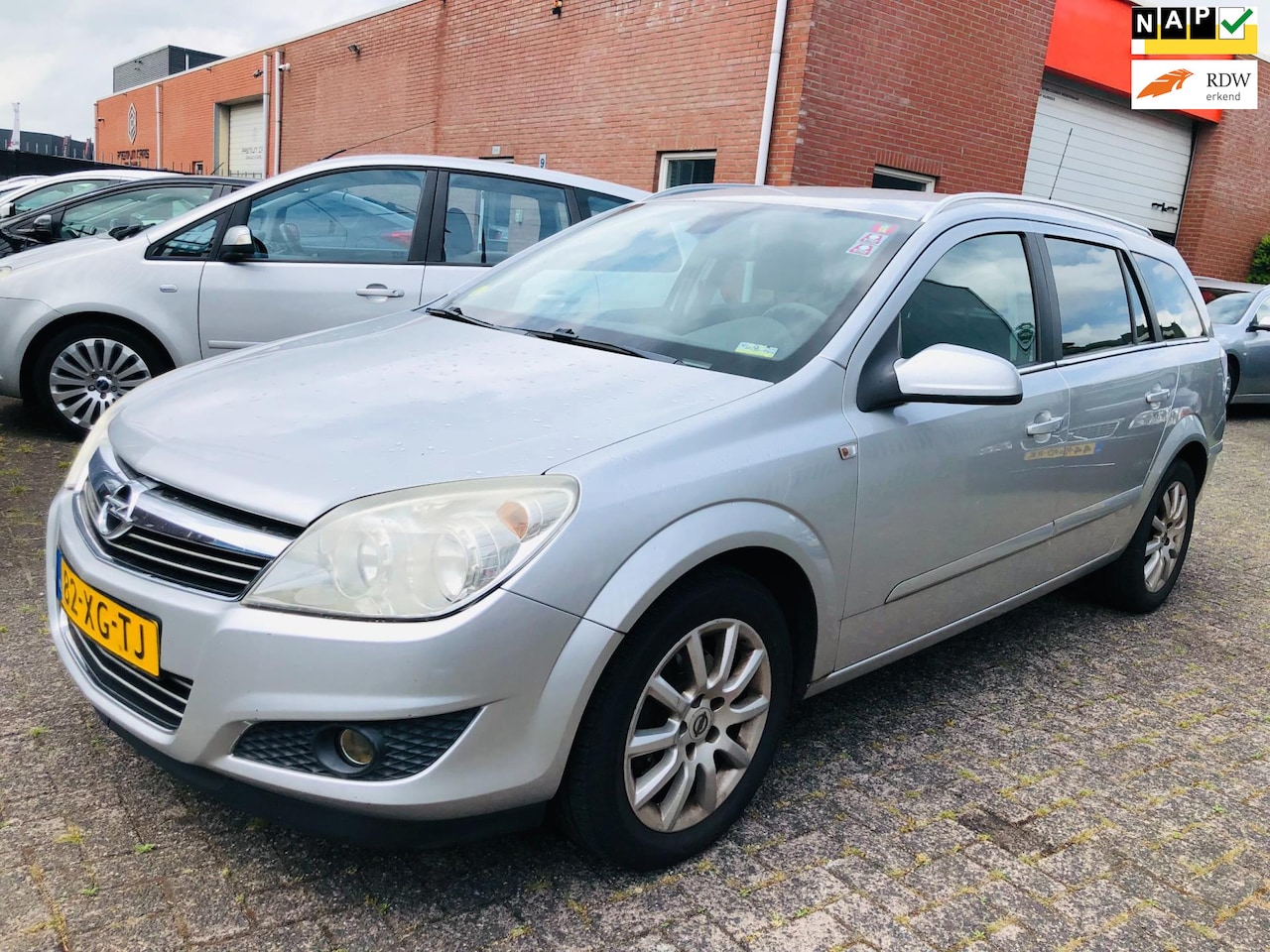 Opel Astra Wagon - 1.8 AUTOMAAT/trekhaak - AutoWereld.nl