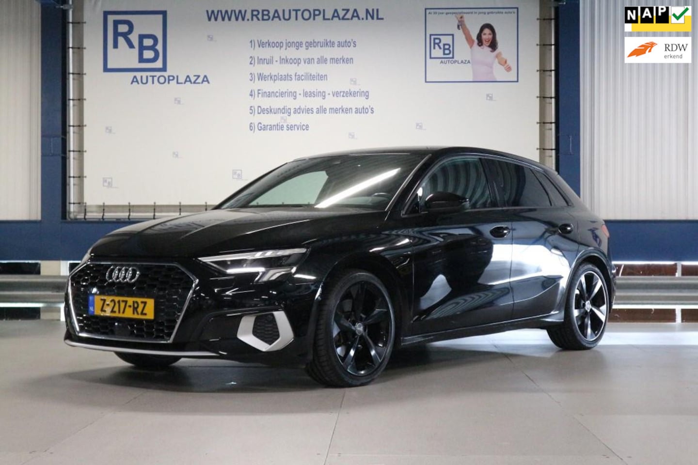 Audi A3 Sportback - 35 TFSI Pro Line / DIGI DASH / SPORT / BLACK ON BLACK ! ! ! - AutoWereld.nl