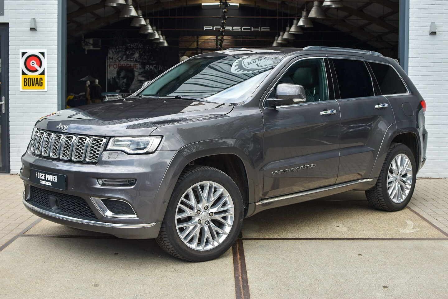 Jeep Grand Cherokee - 3.0 CRD Summit *Pano | Luchtvering | ACC | Stoel- & stuurverwarming | Stoel vent. | Harman - AutoWereld.nl