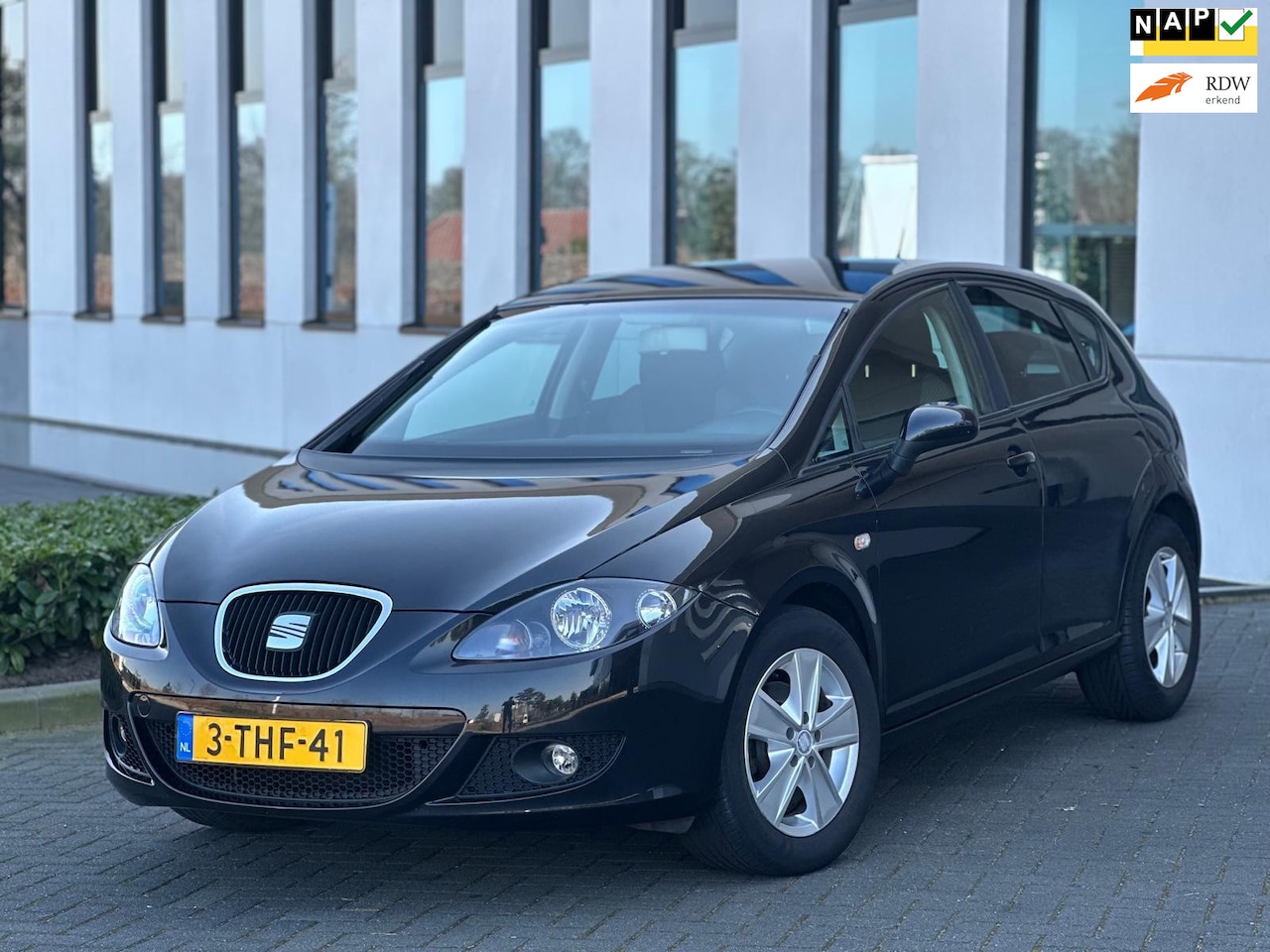 Seat Leon - 1.4 SPORT, 129000 km, inclusief nieuwe apk keuring - AutoWereld.nl