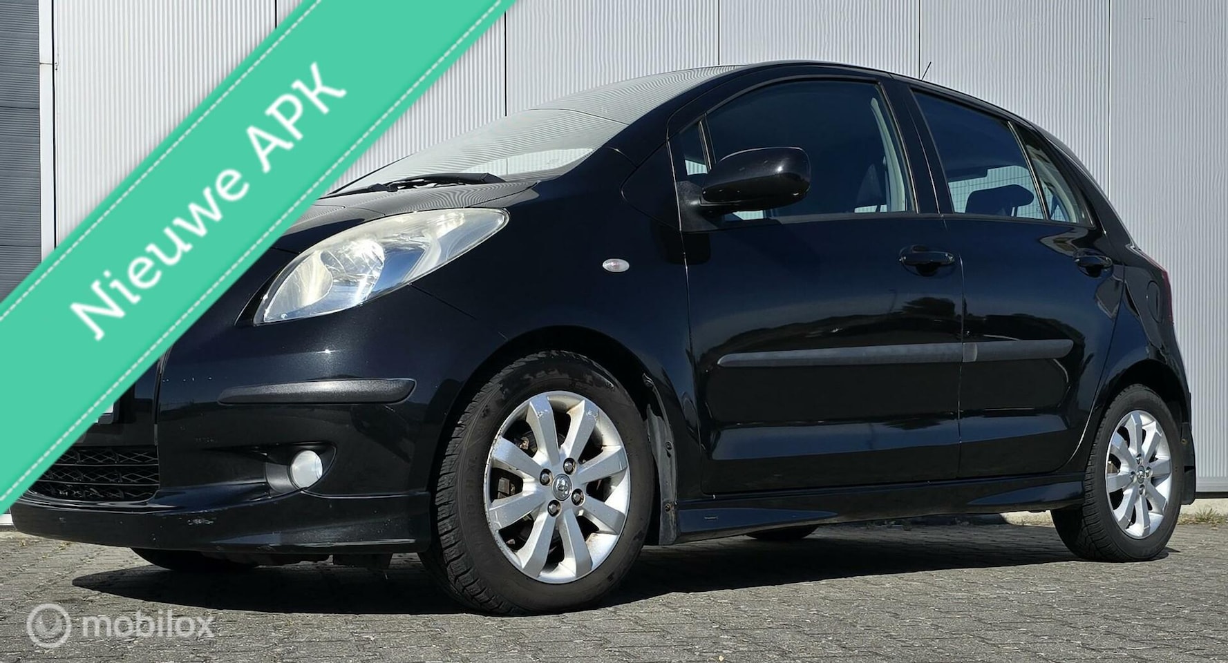 Toyota Yaris - 1.3 VVT-i Executive 1.3 VVTi Executive - AutoWereld.nl