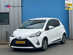 Toyota Yaris - 1.5 Hybrid Design Red AUT CAMERA PDC EERSTE EIG