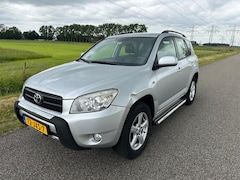 Toyota RAV4 - 2.0 VVTi Executive LEDER | NAVI | CLIMA