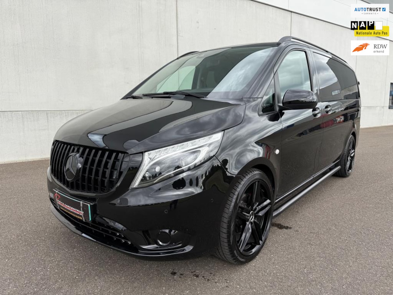 Mercedes-Benz Vito - 114 CDI Lang DC Comfort edition 20 inch - AutoWereld.nl