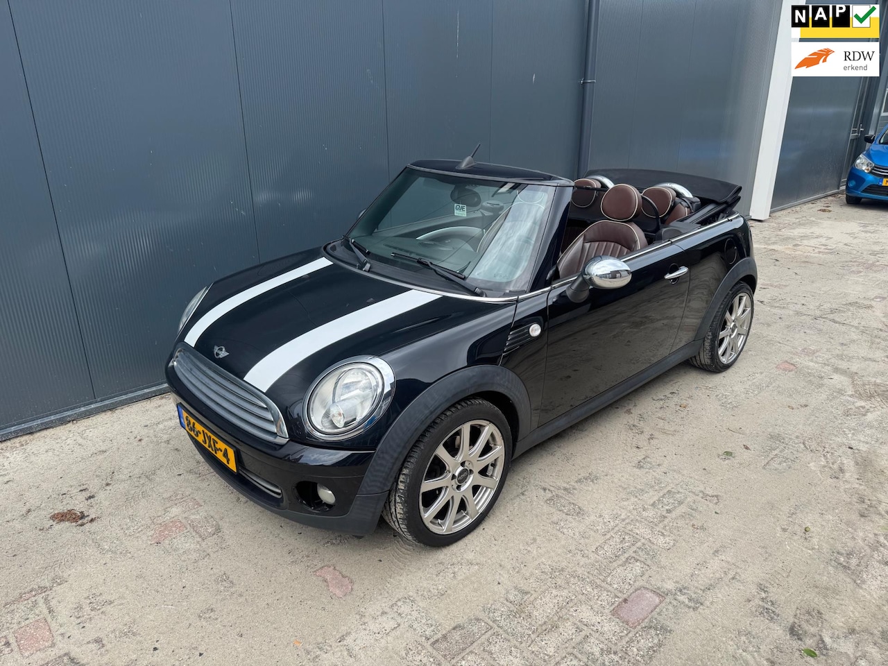 MINI Cabrio - 1.6 Cooper Chili Mini 1.6 Cooper Chili - AutoWereld.nl