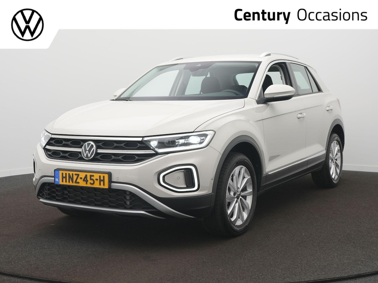 Volkswagen T-Roc - 1.5 TSI 150Pk Automaat Style | Adaptive Cruise | Climate Control | Camera | Stoelverwarmin - AutoWereld.nl