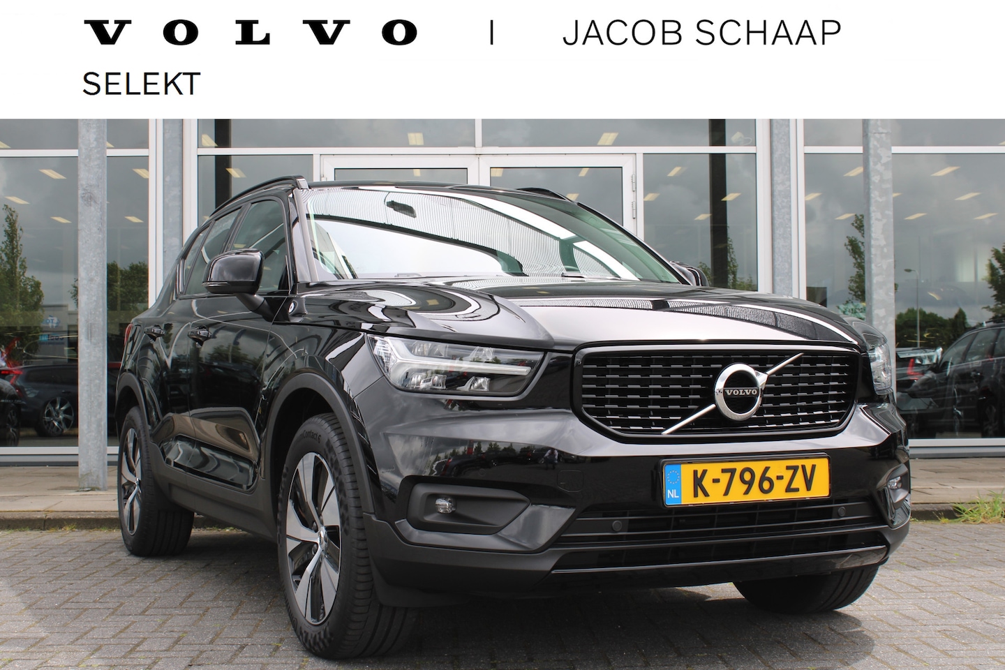 Volvo XC40 - T4 Recharge R-Design Expression | Trekhaak | Camera | PDC voor + Achter | Adapt. Cruise - AutoWereld.nl