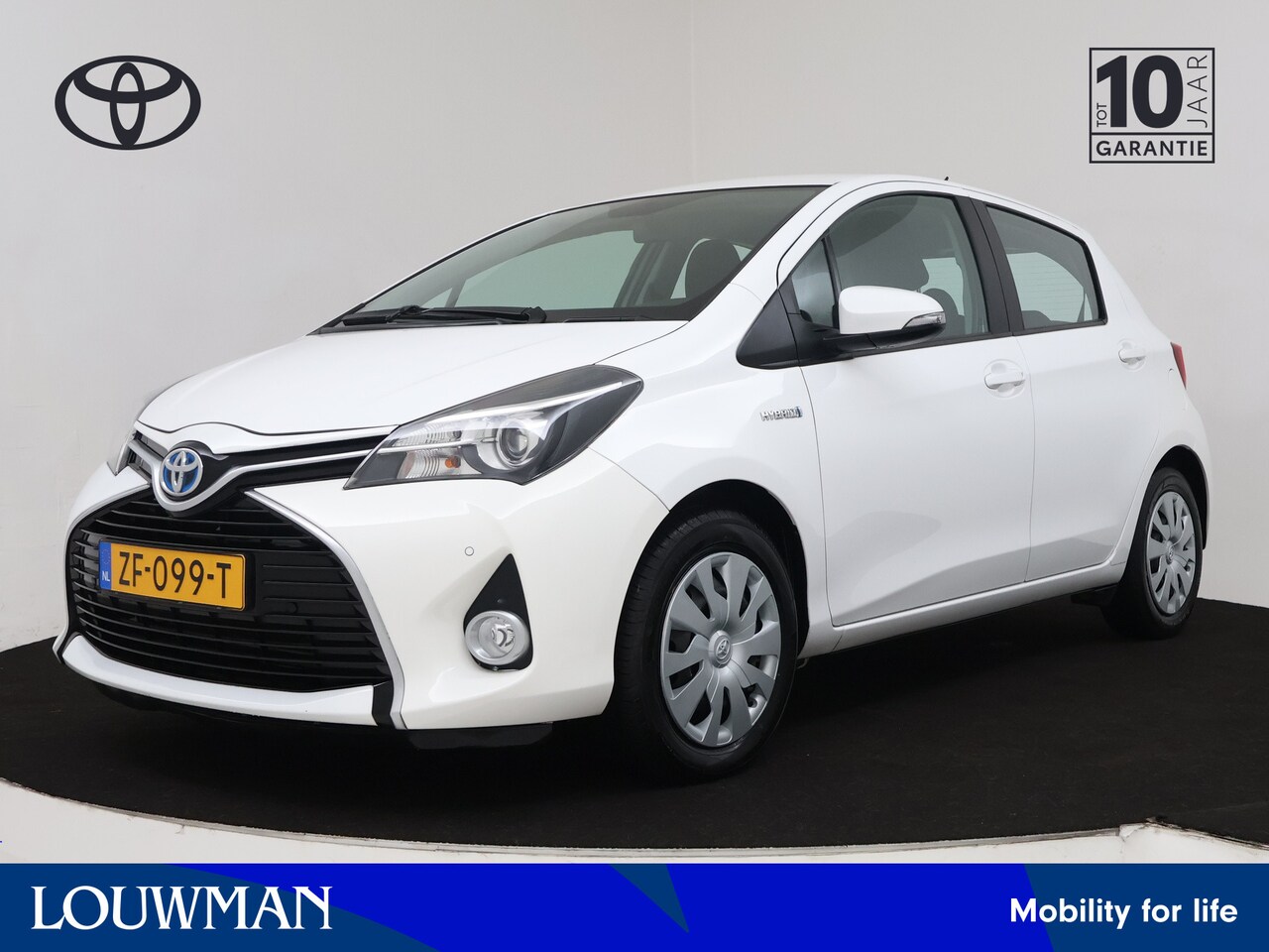 Toyota Yaris - 1.5 Hybrid Trend | Parkeersensoren voor en achter | Camera | - AutoWereld.nl
