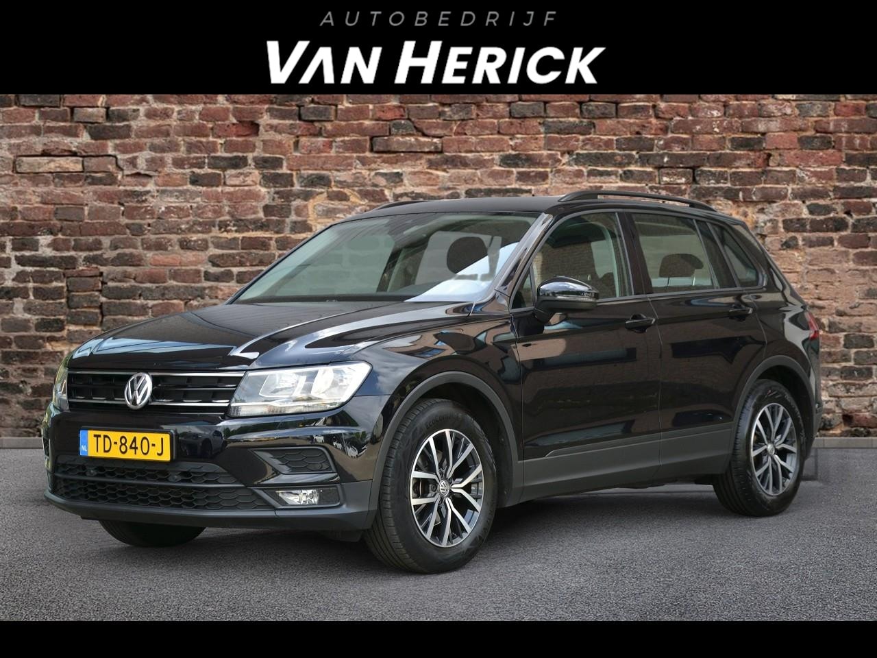 Volkswagen Tiguan - 1.4 TSI Comfortline | Trekhaak | Clima | Stoelverwarming | Carplay - AutoWereld.nl