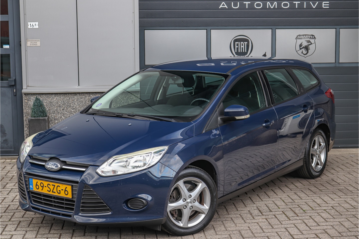 Ford Focus Wagon - 1.6 EcoBoost Trend Navi Cruise PDC Inruilkoopje - AutoWereld.nl