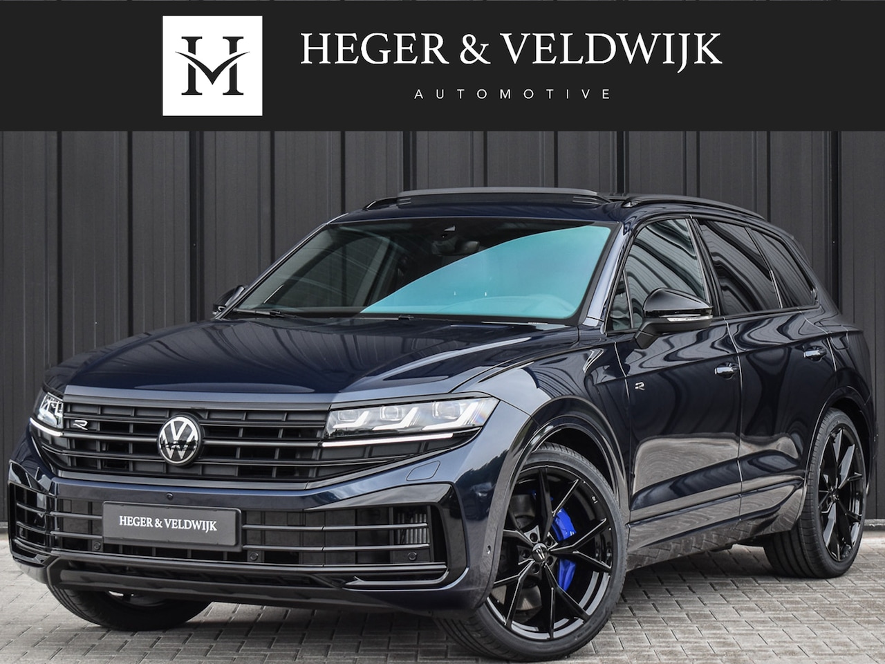 Volkswagen Touareg - 3.0 TSi eHybrid 4MOTION R | HEAD-UP | DYNAUDIO | 360 CAMERA | SOFT-CLOSE | PANORAMADAK | K - AutoWereld.nl