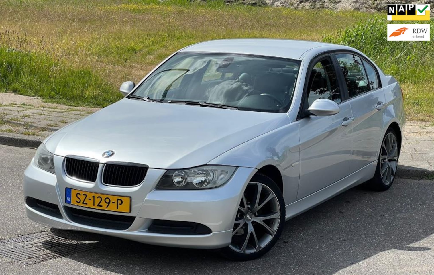 BMW 3-serie - 318i Executive|LEER|AIRCO|LM VELGEN|6 bak|1 JR APK - AutoWereld.nl