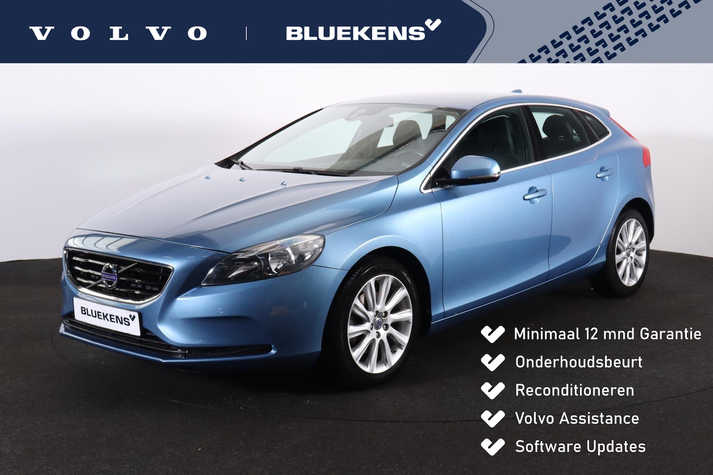 Volvo V40 - T3 Momentum - Parkeersensoren achter - Navigatie - Cruise Control - LED koplampen - Trekha - AutoWereld.nl