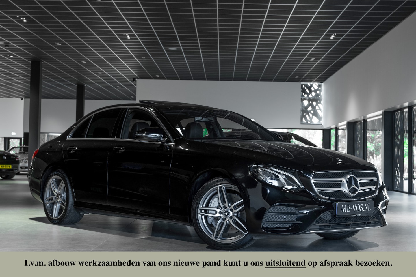 Mercedes-Benz E-klasse - 300 AMG Schuifdak | Afn-Trekhaak | DAB | Carplay | Verw-Stoelen Aut9 - AutoWereld.nl